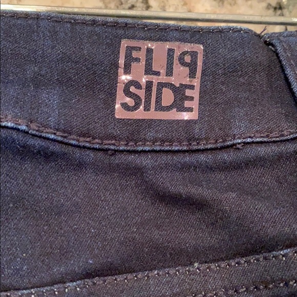 Flip Side jeans. Reversible skinny jeans. - Picture 9 of 14